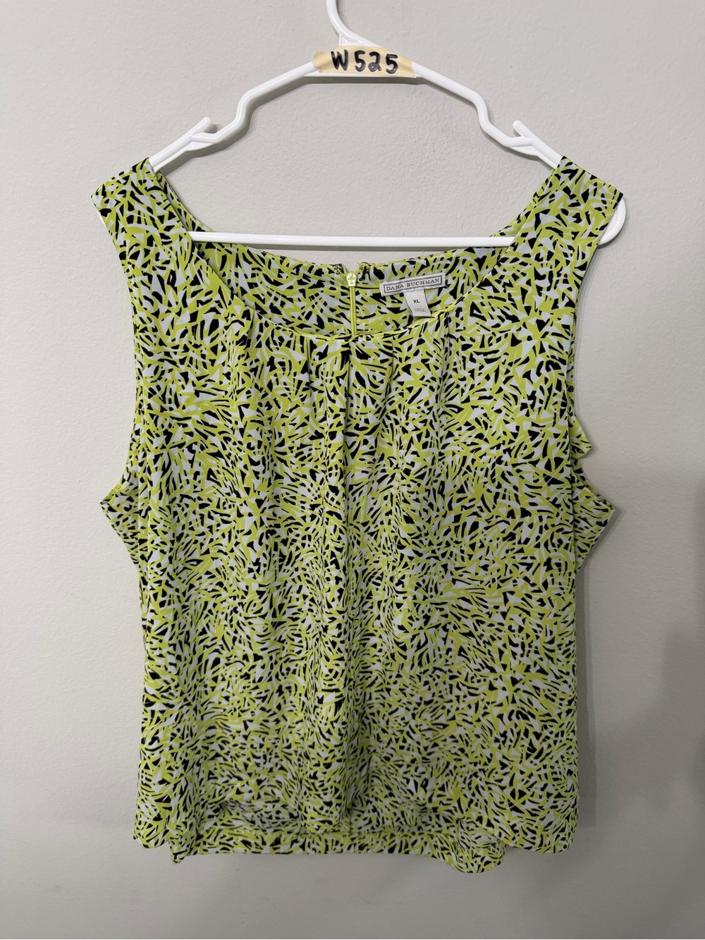Women’s Dana Buchman Abstract Print Sleeveless Top XL Lime Black White - Picture 1 of 4